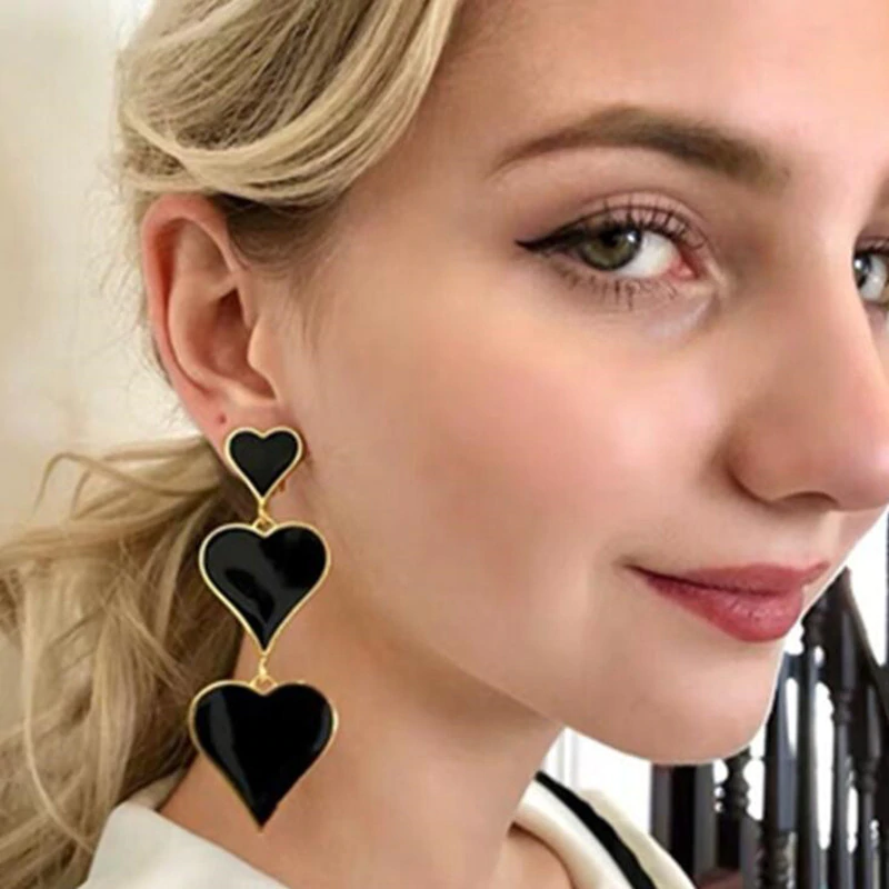 Oil Dripping Black Heart Earrings